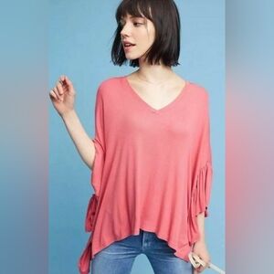 Anthropologie Akemi + Kin Women's Coral Capa Fluttered V-Neck Tunic Medium/Large